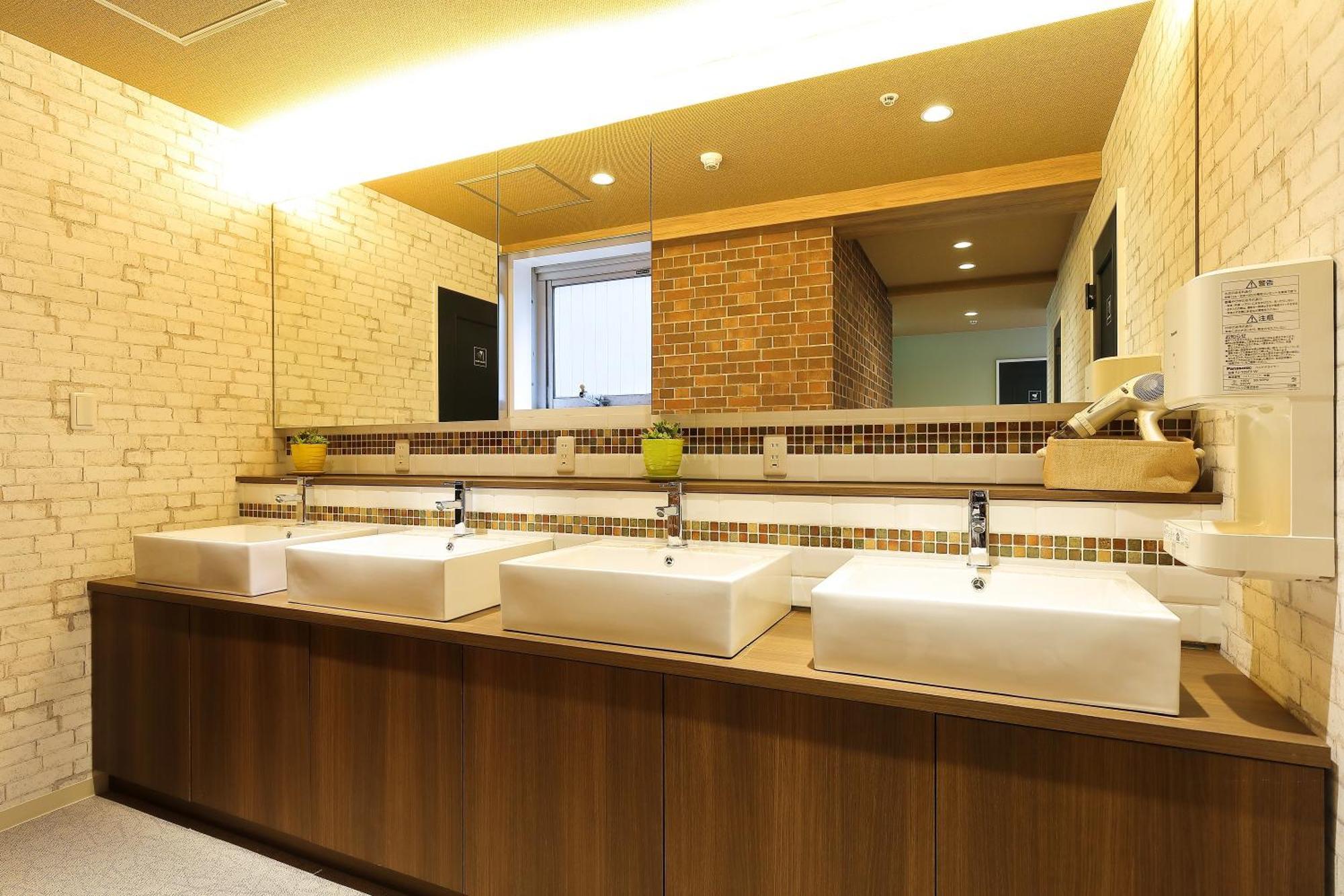 Guesthouse Kobe Nadeshikoya Экстерьер фото